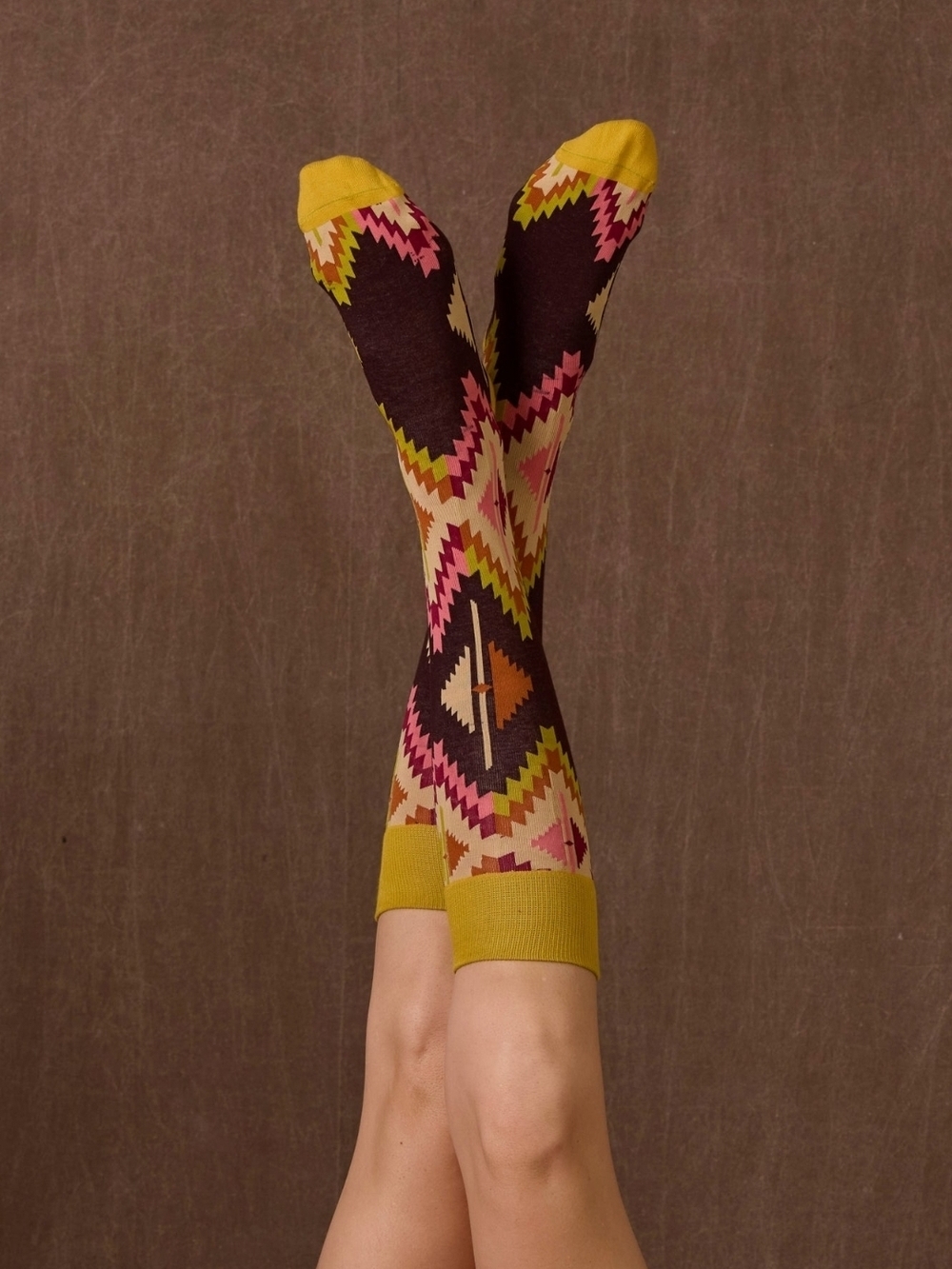 Double D Ranch Geometric Knee-High Socks in Yellow, Pink and Brown